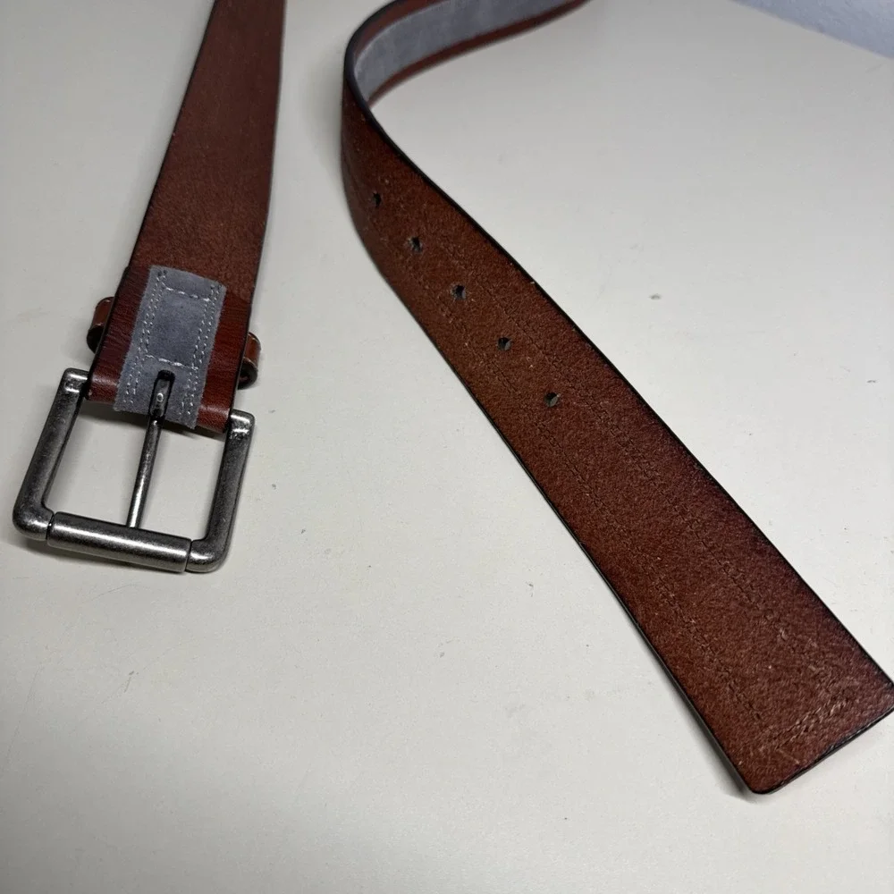 Johnson Murphy Men's Size 40 Brown /Gray Leather Silver Tone Buckle Golf Belt
